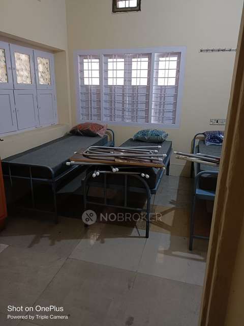 PG for Girls in Wilson Garden