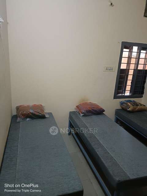 PG for Girls in Wilson Garden