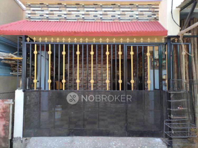 1 RK House for Rent  In J229+229, Krushna Kunj Society Rd, Lonikand, Maharashtra 412216, India