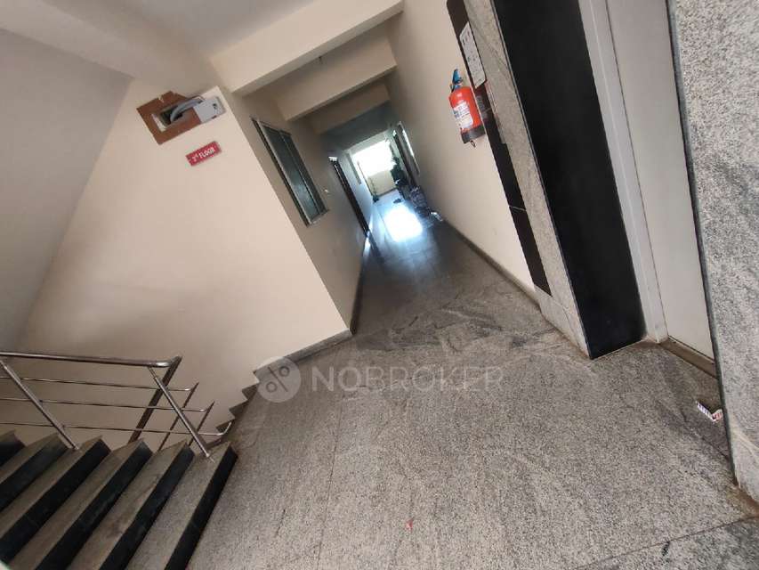 2 BHK Flat In Pavani Sreshta Apartment For Sale  In Munnekollal