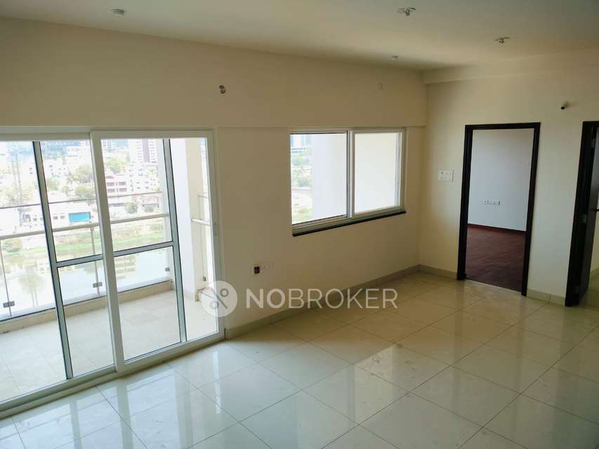 2 BHK Flat In Purva Silversands Emerald Bay, Mundhwa for Rent  In Mundhwa