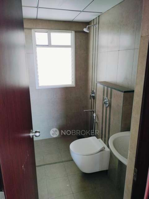 2 BHK Flat In Purva Silversands Emerald Bay, Mundhwa for Rent  In Mundhwa