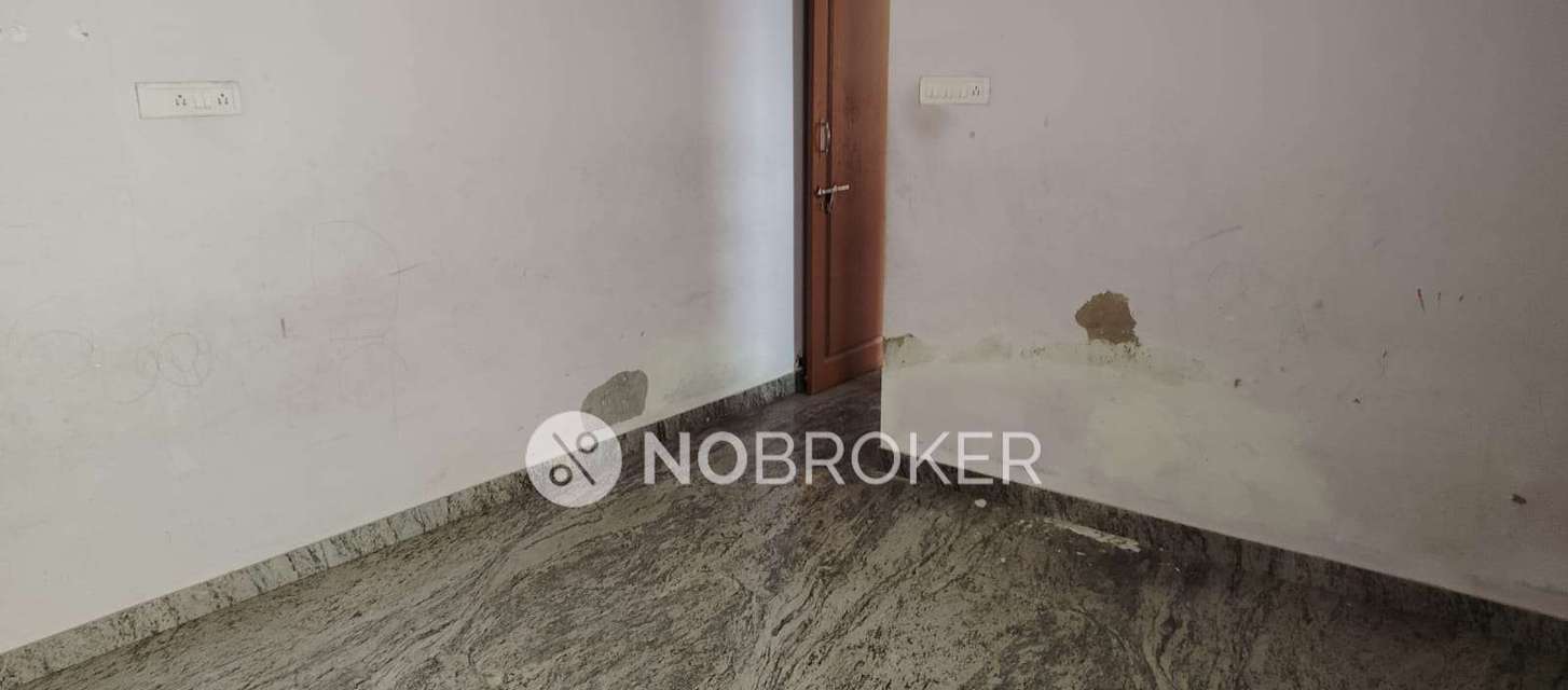 1 BHK Flat In Standalone Building  for Rent  In Madipakkam