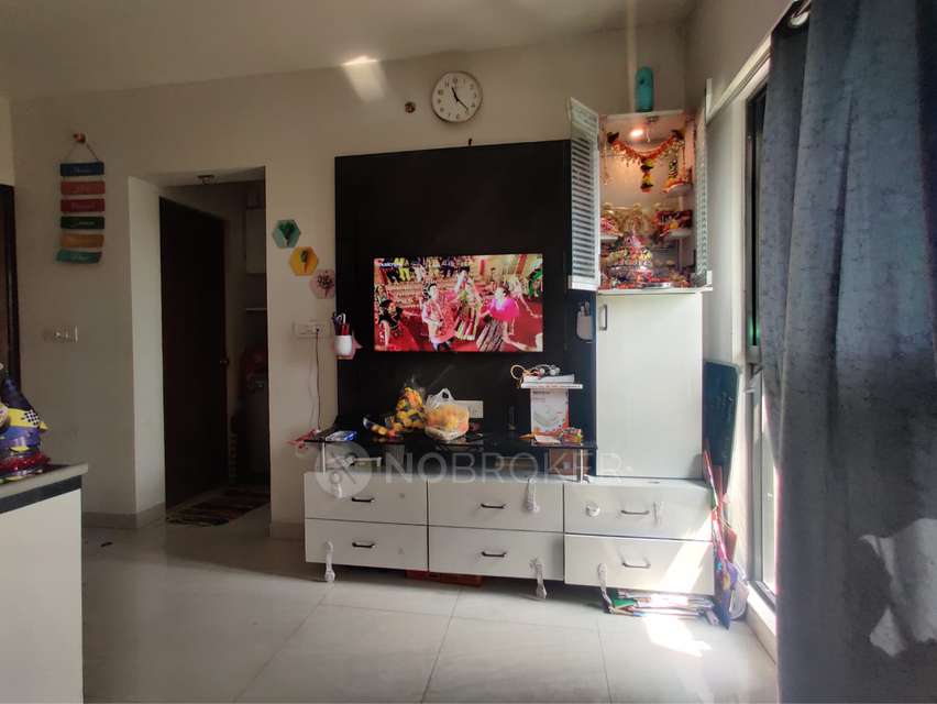 1 BHK Flat In Lodha Crown Quality Homes For Sale  In Majiwada