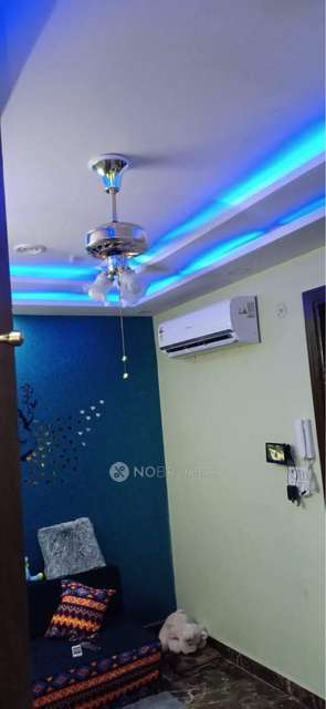 2 BHK Flat In Signature Apartment For Sale  In Uttam Nagar,