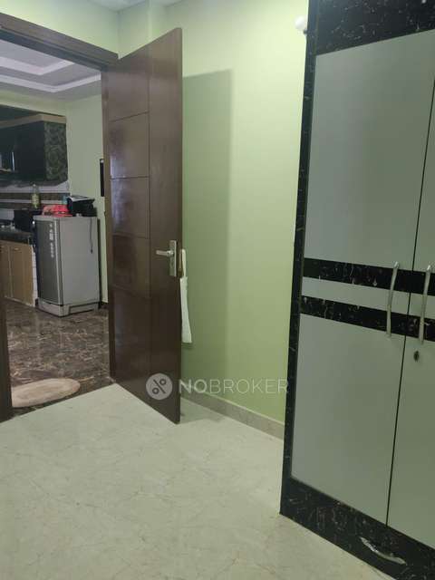 2 BHK Flat In Signature Apartment For Sale  In Uttam Nagar,