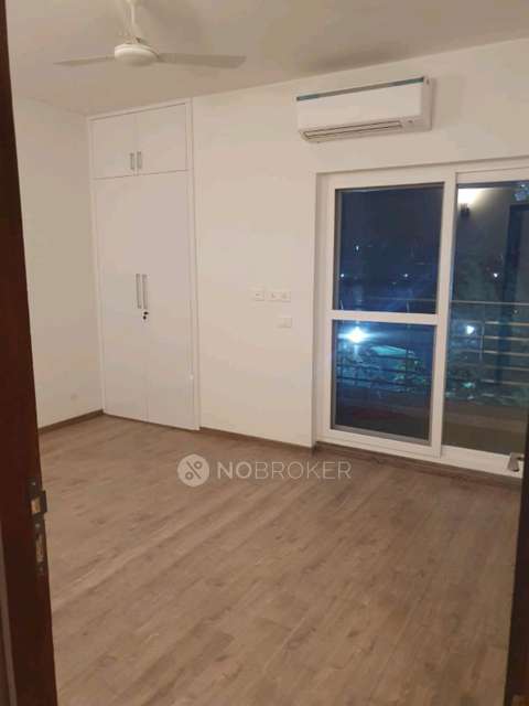 3 BHK Flat In Cleo County For Sale  In Sector 121