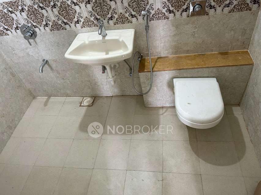 2 BHK Flat In Kumar Palmcrest for Rent  In Kondhwa Budruk