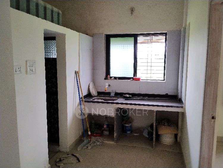 2 BHK Flat In Shivshrusti Chsl For Sale  In Bhivpuri Road Railway Station