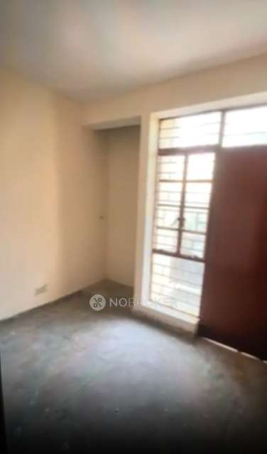 1 BHK Flat In Dda Flats For Sale  In Bakkarwala