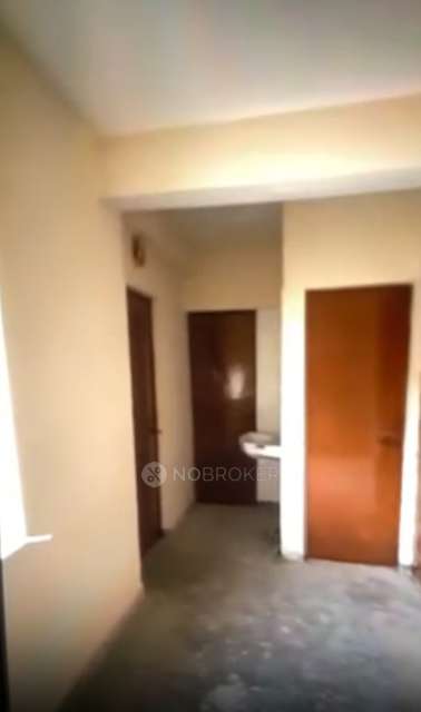 1 BHK Flat In Dda Flats For Sale  In Bakkarwala