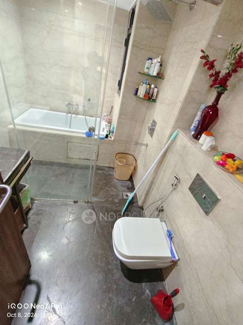 3 BHK Flat In Lodha Sterling For Sale  In Thane West