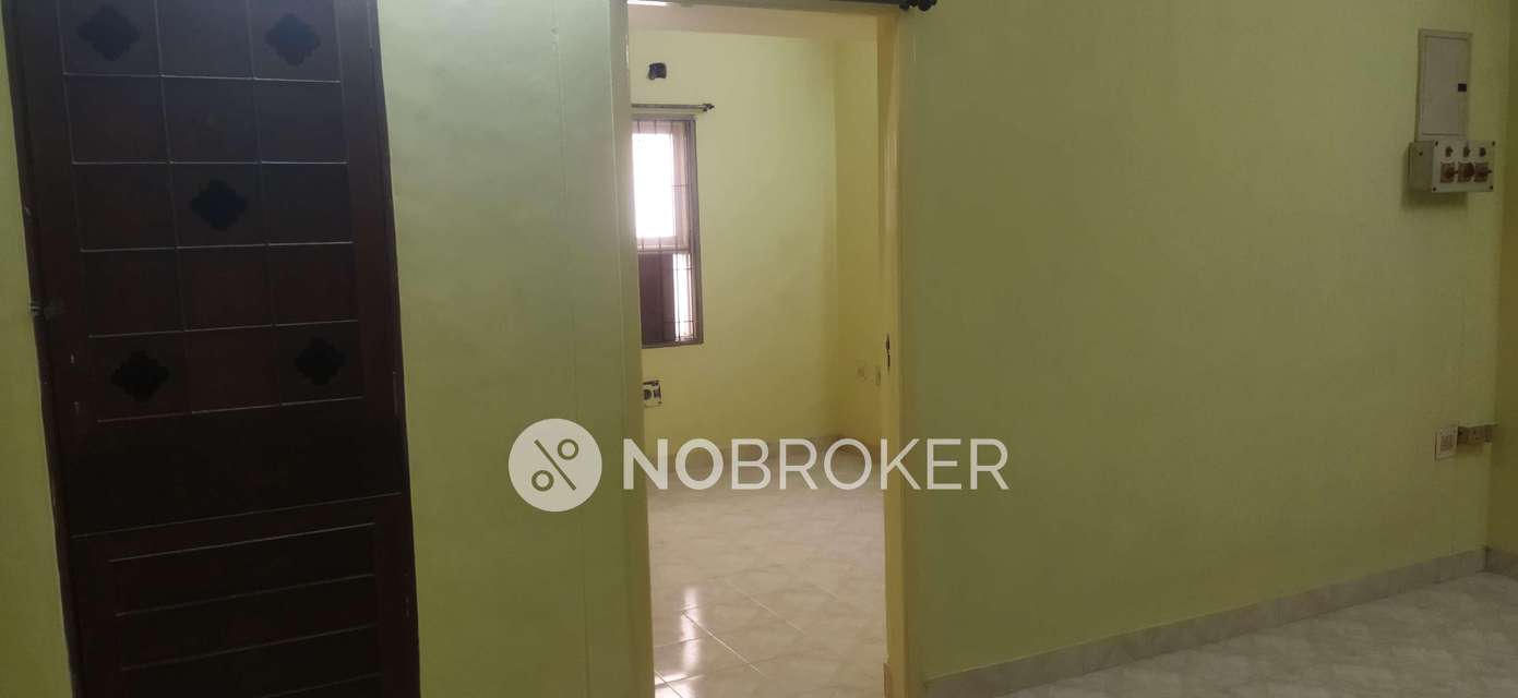 2 BHK Flat In Sreenivas Naiduruva  For Sale  In T.nagar