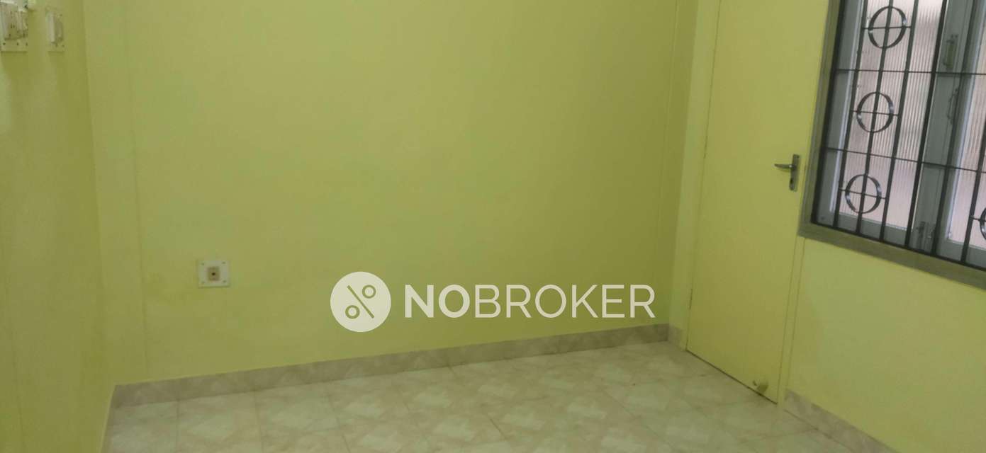 2 BHK Flat In Sreenivas Naiduruva  For Sale  In T.nagar