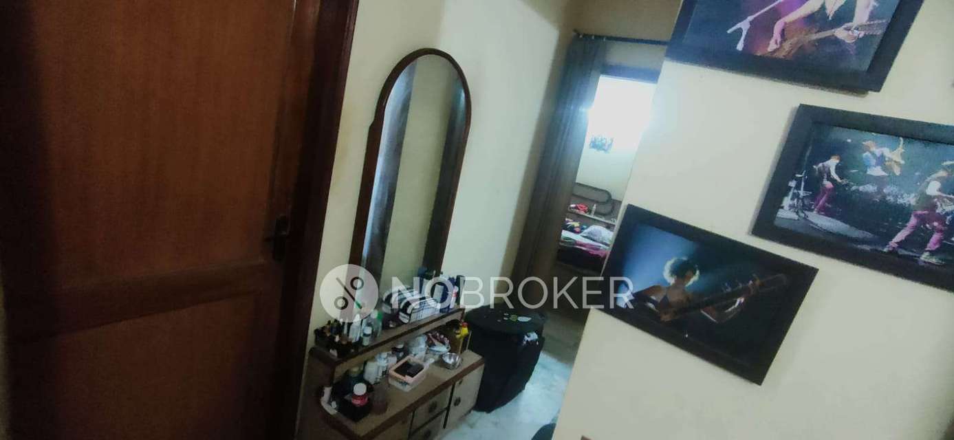 1 BHK Flat In Apartment  for Rent  In Govindpuri Extension, Kalkaji