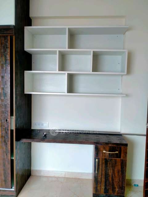 Single Room for Female In 3 BHK  In Anisha Enclave In Marathahalli