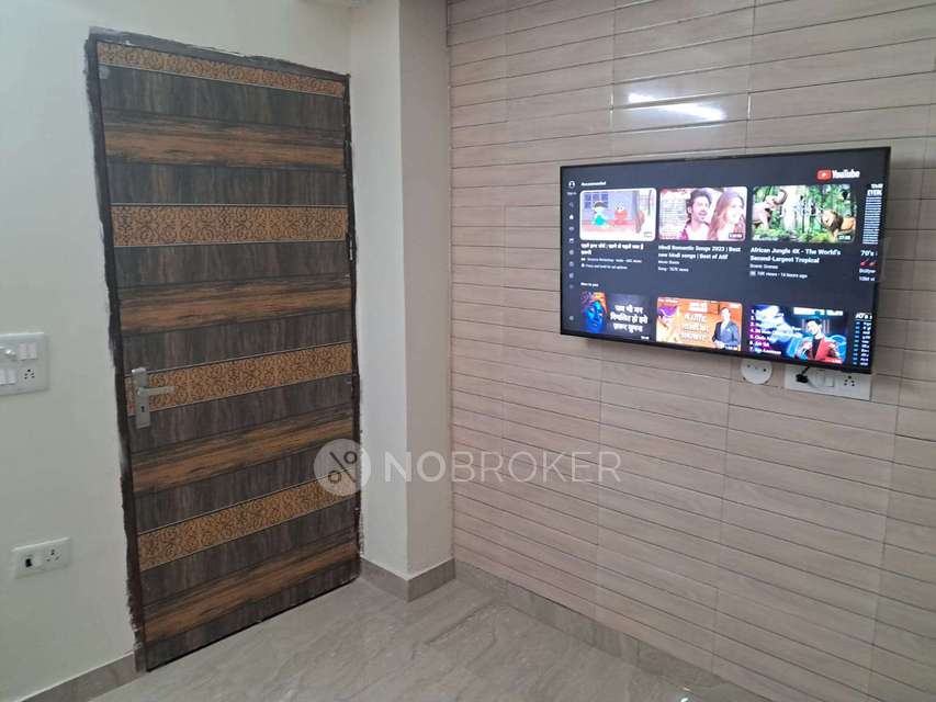 1 RK Flat for Rent  In Sector 47
