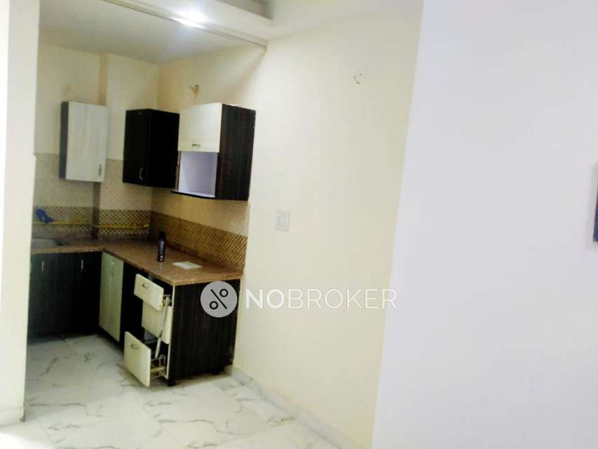 1 BHK Flat In East Platinum For Sale  In Sector 44