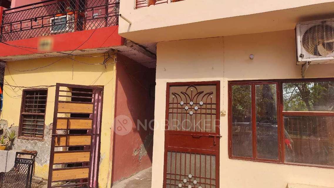1 BHK Flat In Housing Board Colony, Sector 29 for Rent  In Sector 29
