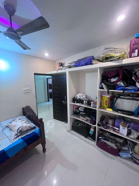 2 BHK Flat In Akruthi Venkatadri Towers For Sale  In Nizampet