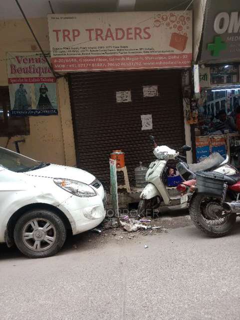 Shop in Shakarpur, Delhi for sale 