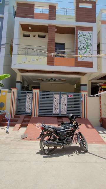 4+ BHK House For Sale  In Peerzadiguda