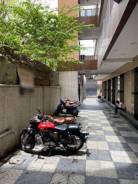 2 BHK Flat In Saiabha Complex For Sale  In Hussaini Alam