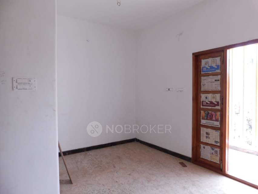 4+ BHK House For Sale  In Valasaravakkam