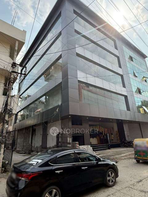 Shop in  Laxmi Garden , Gurgaon for Rent 