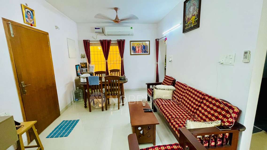 2 BHK Flat In S.v. Towers For Sale  In Old Washermanpet