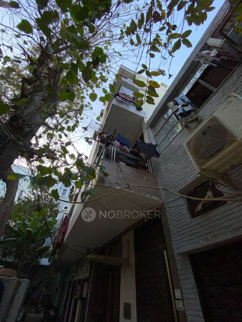 4+ BHK Flat In Sb Apartment For Sale  In Paschim Vihar