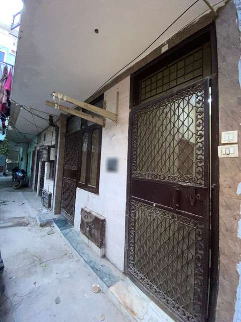 4+ BHK Flat In Sb Apartment For Sale  In Paschim Vihar