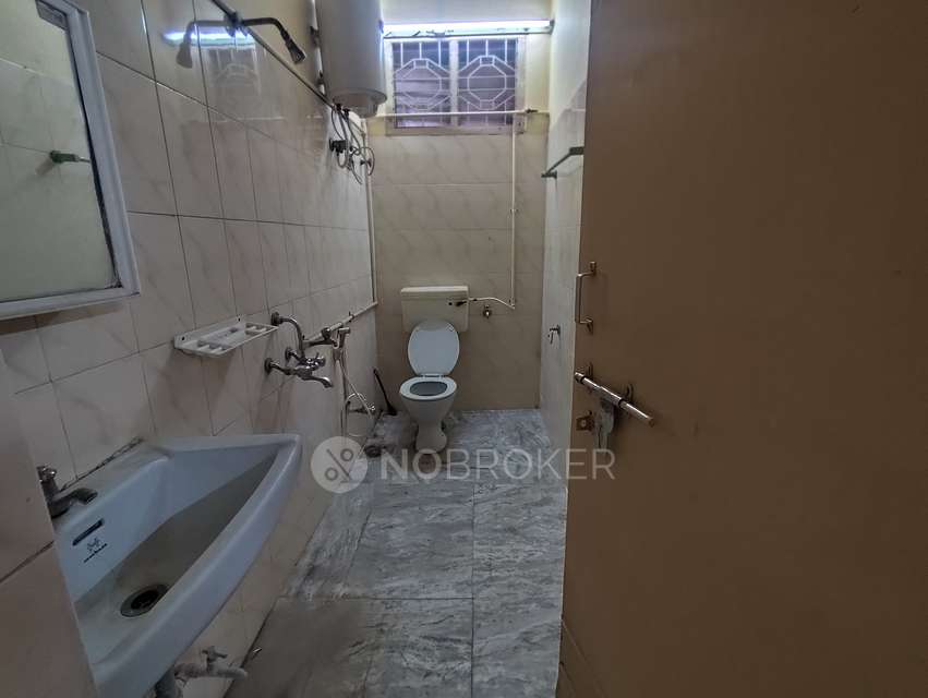 2 BHK Flat In Sree Manikya Residency For Sale  In Vijaya Nagar Colony