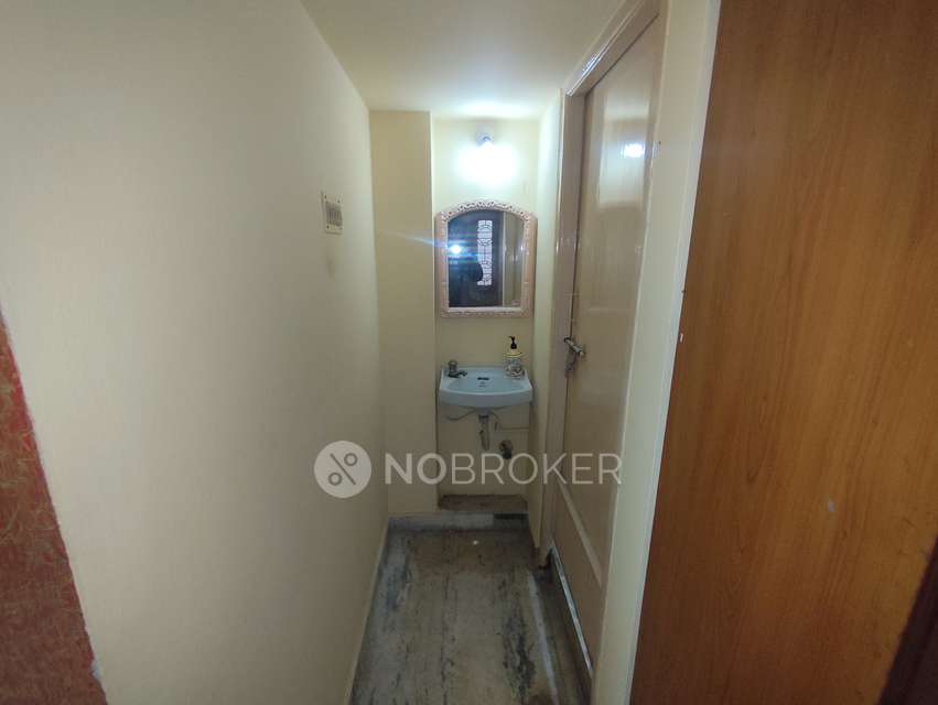 2 BHK Flat In Sree Manikya Residency For Sale  In Vijaya Nagar Colony