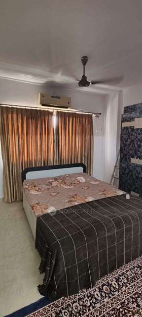 1 BHK Flat In Dreamland Building  For Sale  In Kandivali West