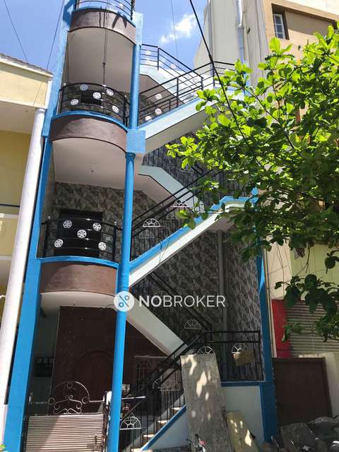 4+ BHK Flat For Sale  In Hebbal