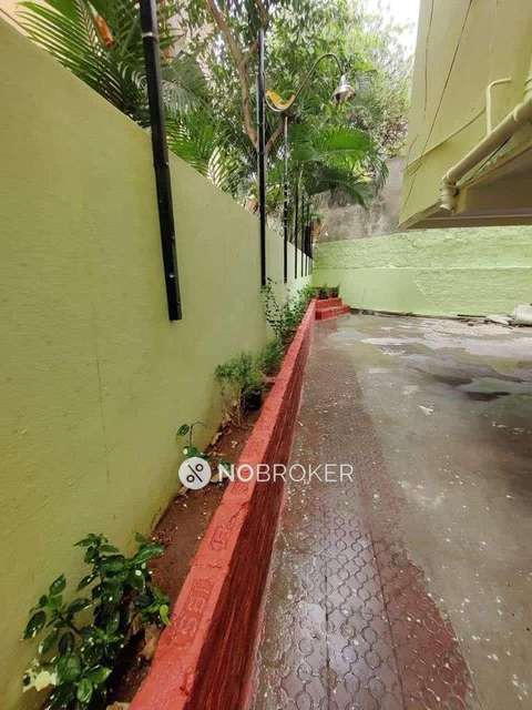 3 BHK Flat In Gayathri Arcade For Sale  In  West Marredpally