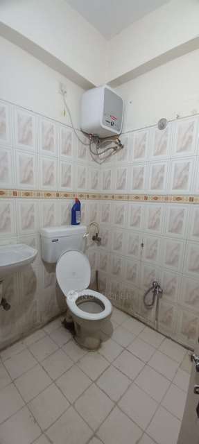 3 BHK Flat In Gayathri Arcade For Sale  In  West Marredpally