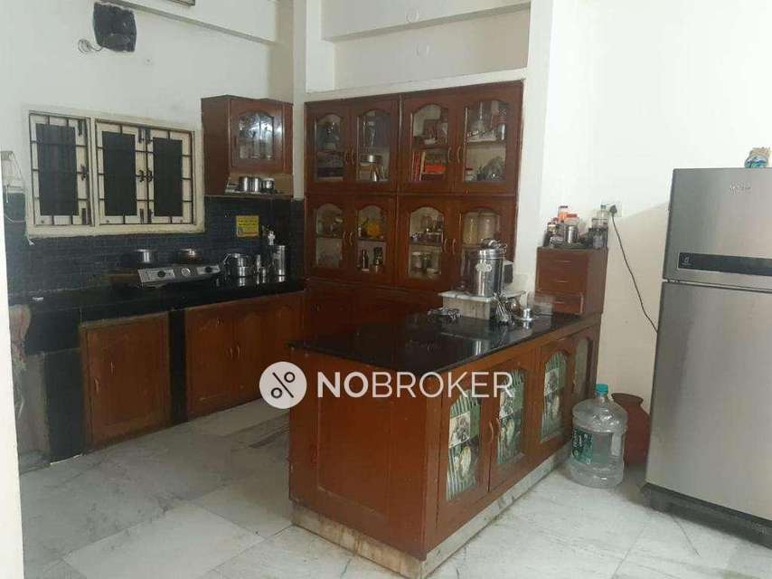 3 BHK Flat In Gayathri Arcade For Sale  In  West Marredpally