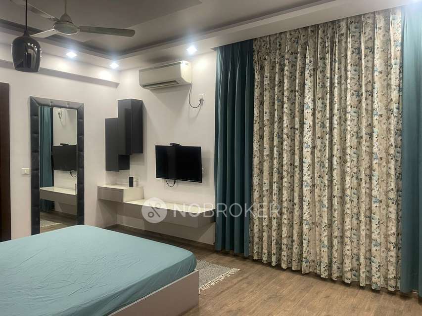 3 BHK Flat In Cleo County for Rent  In Sector 121