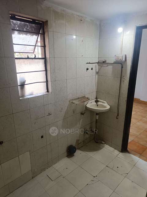 2 BHK Flat In Samrudhi Apartment For Sale  In Guruwar Peth