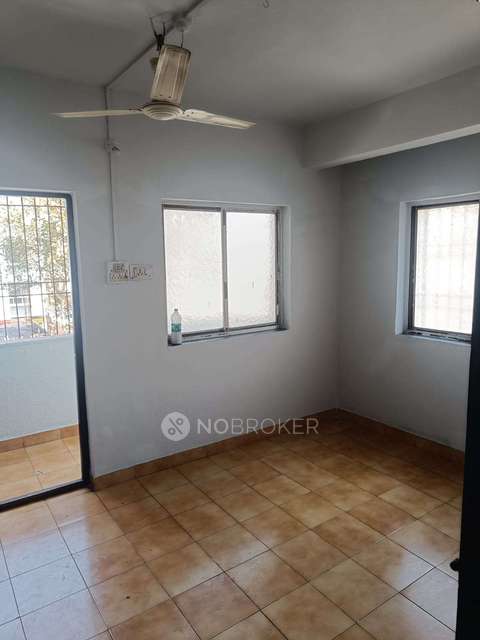 2 BHK Flat In Samrudhi Apartment For Sale  In Guruwar Peth