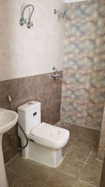 2 BHK Flat In Presithum Phase 2 For Sale  In Yex Sector 25 