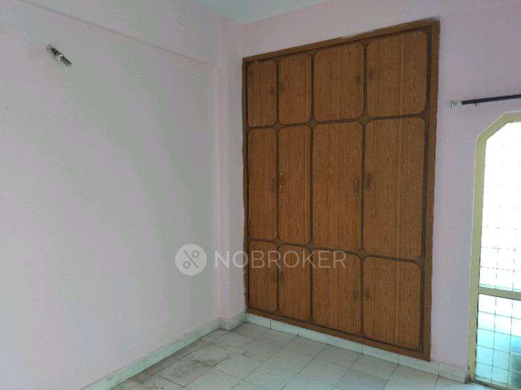 2 BHK Flat In Anand Ashray Apartment For Sale  In Jyoti Colony, Karkhana