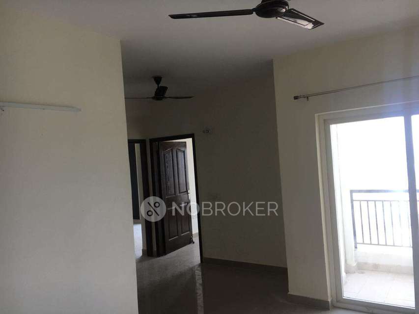 2 BHK Flat In Oasis Venetia Heights For Sale  In Surajpur