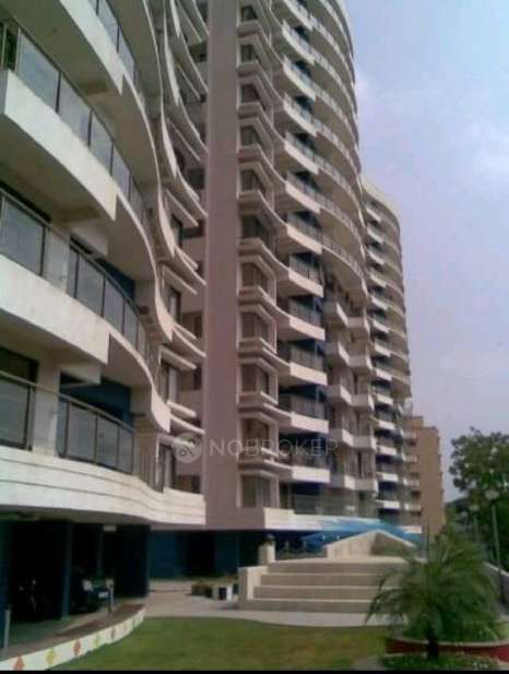 3 BHK Flat In Silver Leaf  For Sale  In Kandivali East