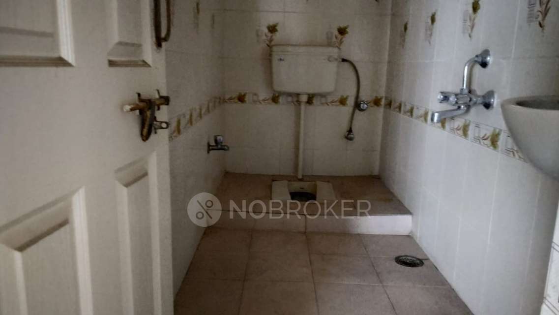 3 BHK Flat In Sri Sai Nivas For Sale  In Hebbala