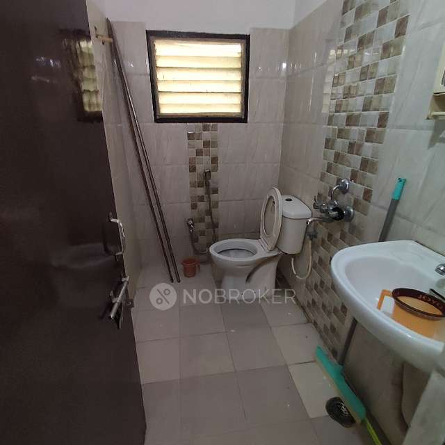 2 BHK Flat In Kalyans Anshita Pride For Sale  In Manikonda