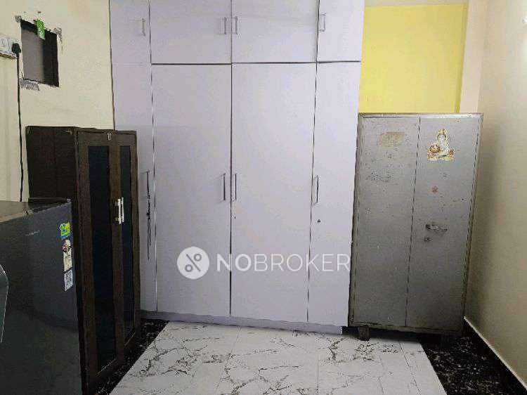 3 BHK Flat For Sale  In Janakpuri