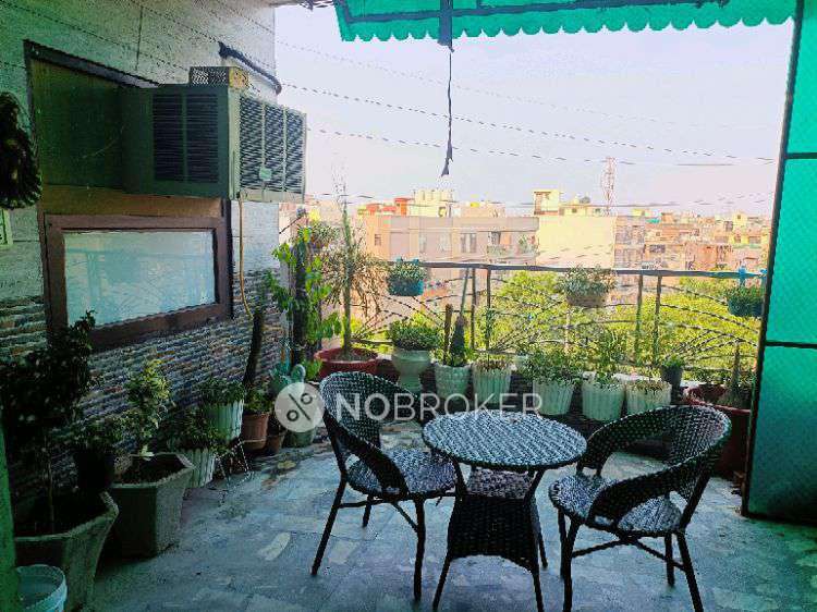 3 BHK Flat For Sale  In Janakpuri